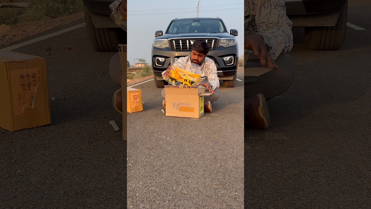 New unboxing crane 