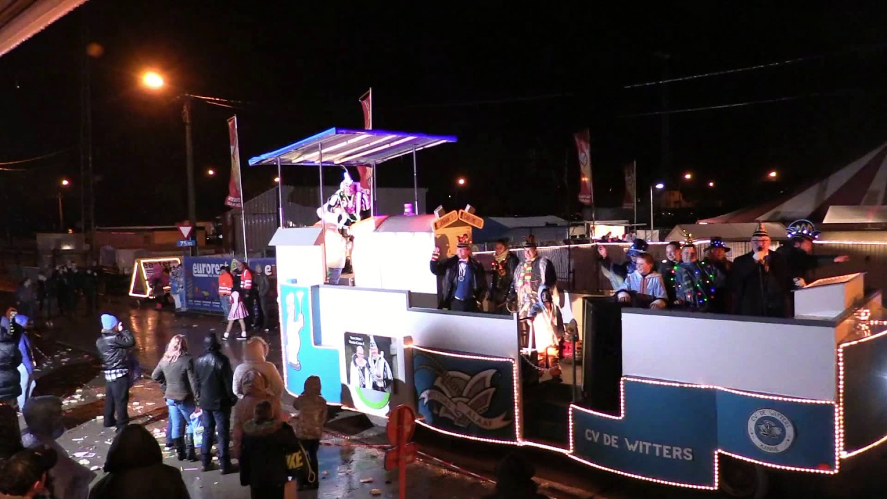 Carnavalesk Kanne op de Lichtstoet in Vlijtingen