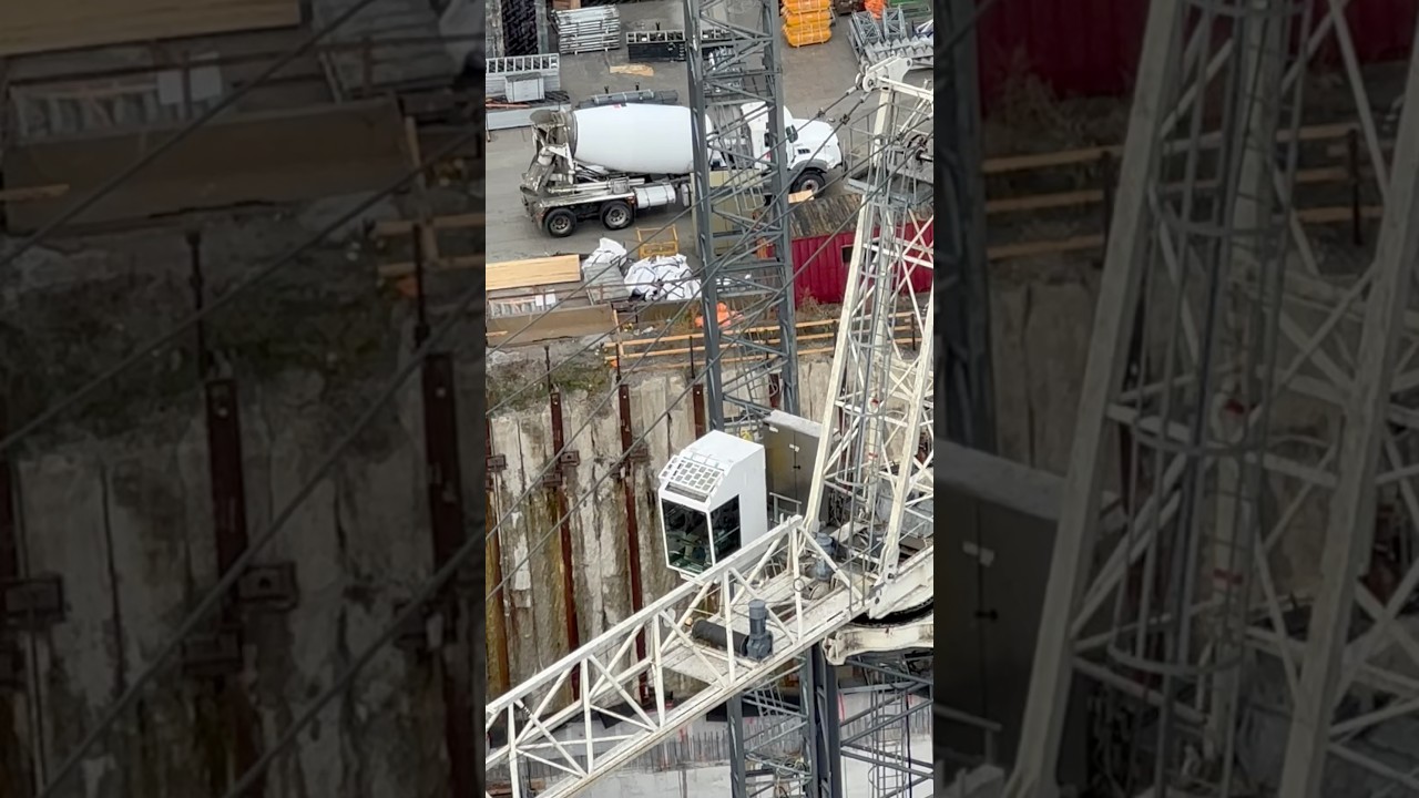 Concrete pouring 