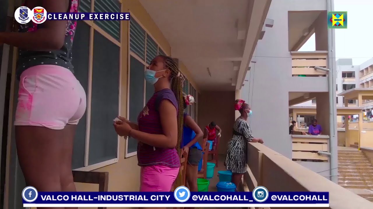 This is How UCC VALCO HALL Embark on a massive Freshers Cleanup Exercise in University of Cape Coast
