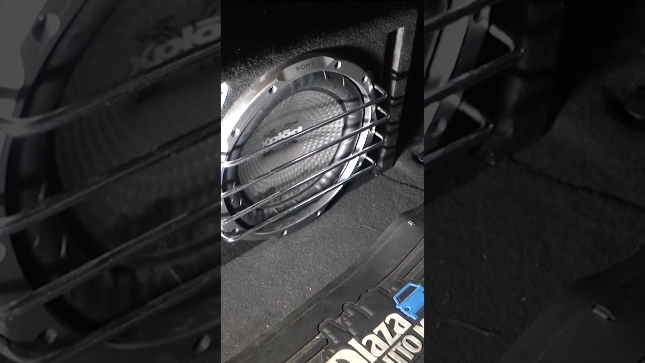 2004 2005 2006 Acura TL Aftermarket Radio and Subwoofer - Acura Audio Garage