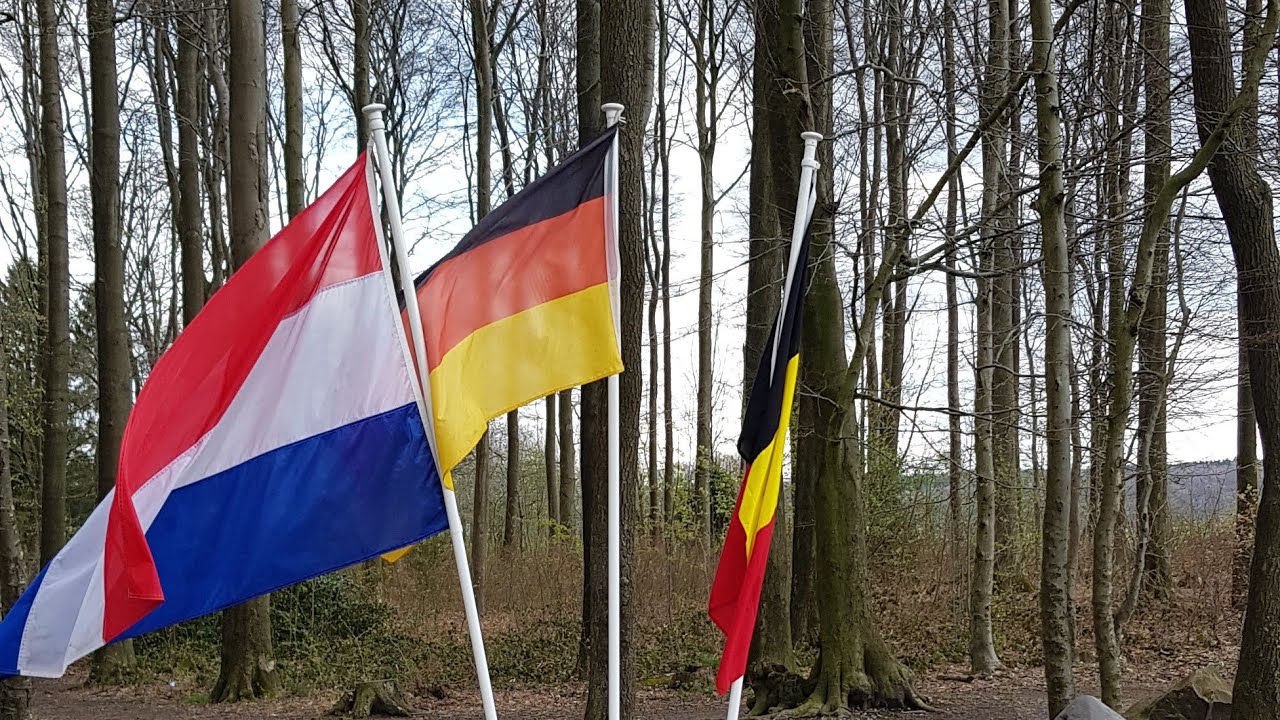 Dreil&auml;nderpunkt in Vaals.🇳🇱🇩🇪🇧🇪Vaalserberg.