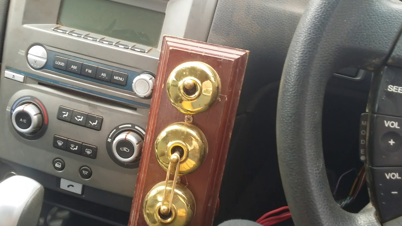 BA Falcon ignition switch