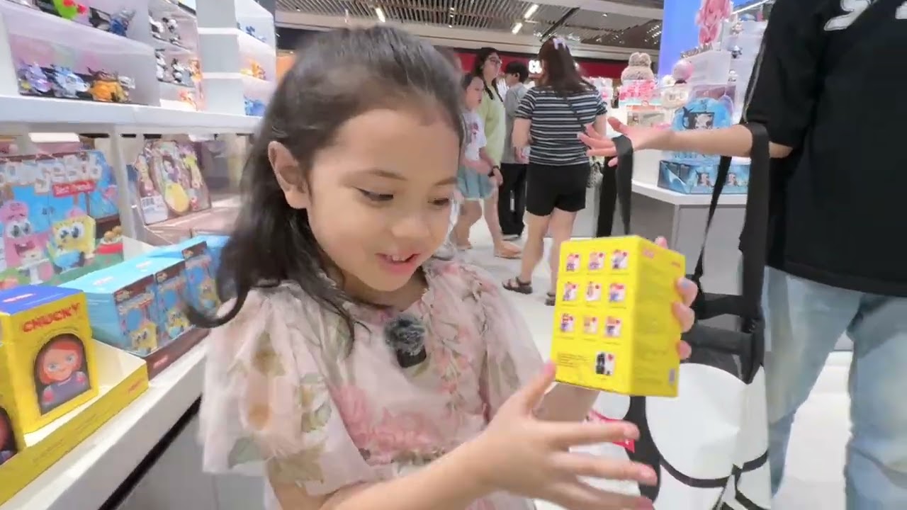 POP MART Adventure with Nyamma! 🎁✨ Blind Box Fun! (Part 1)