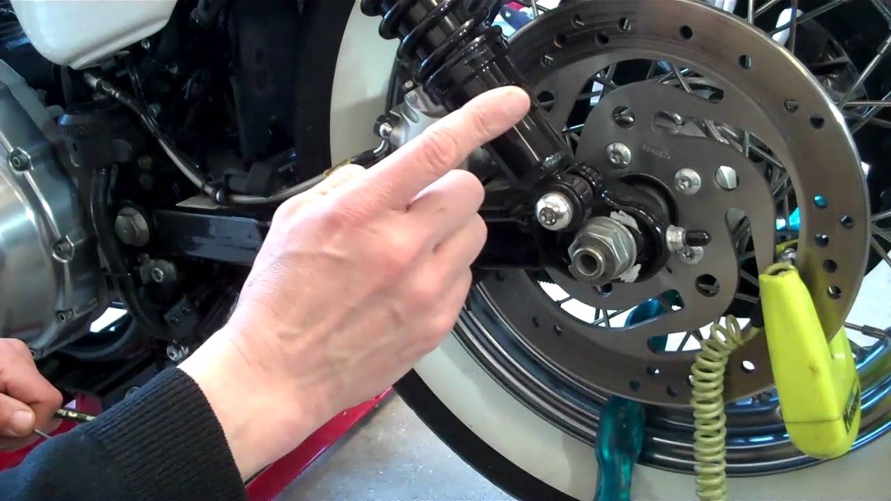 Delboy's Garage, Harley Davidson rear wheel alignment, made easy.