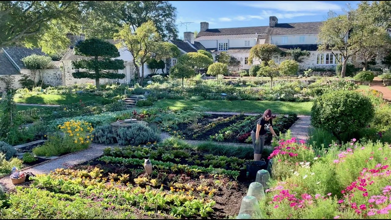 Oak Spring Garden – Autumn Virtual Tour