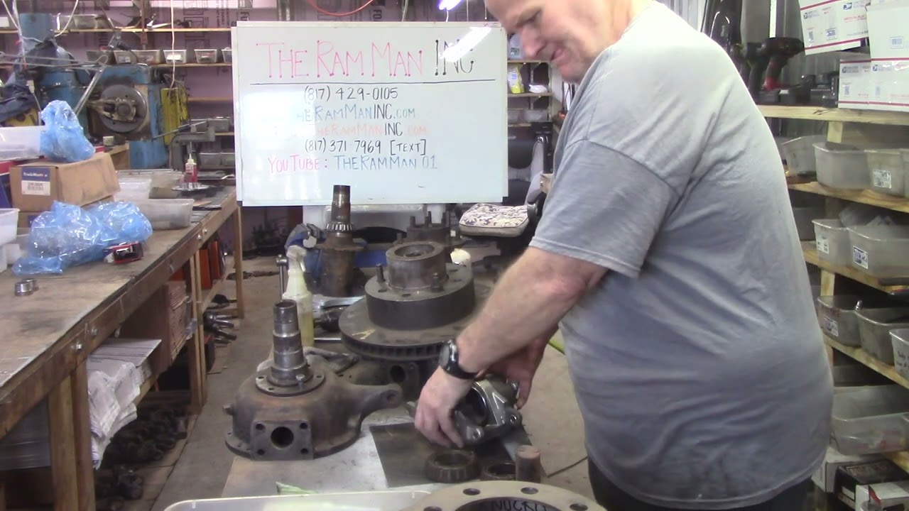 DANA 60 CLOSED KNUCKLE DISC BRAKES WITH 8 X 6.5
