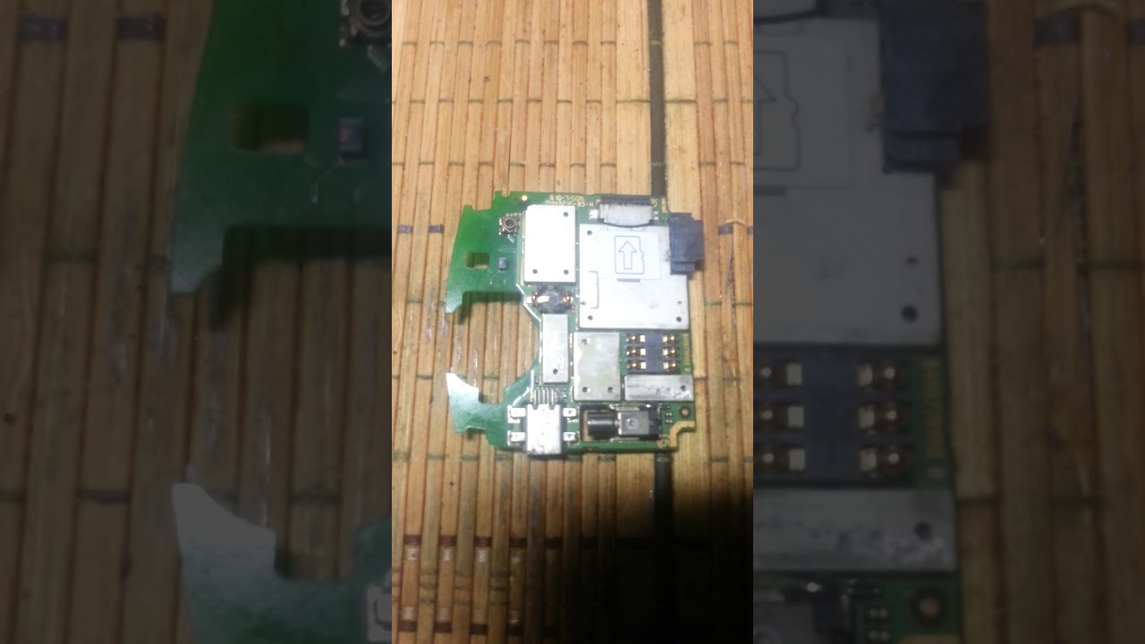 Motorola V3i не заряжается