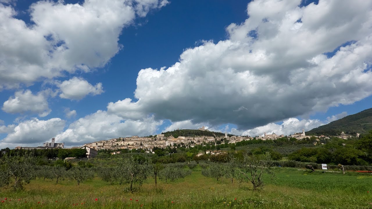 Assisi in 4K - HLG HDR - SONY RX100 VI
