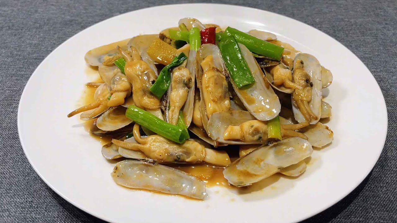 大厨教你做葱姜炒蛏子，炒出来一点沙没有，鲜香味美，比饭店还好吃【超子美食】