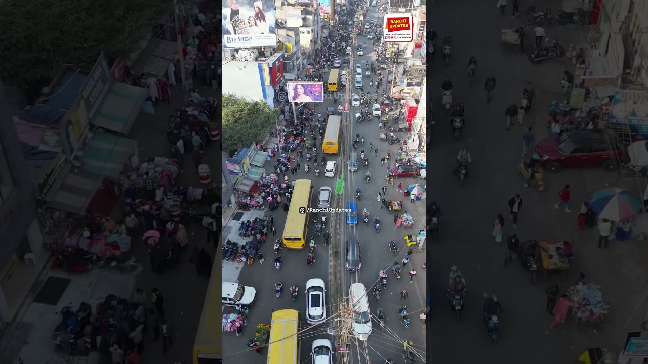 Пробка на главной дороге Ранчи: школьные автобусы вызывают пробку во второй половине дня, призыва...