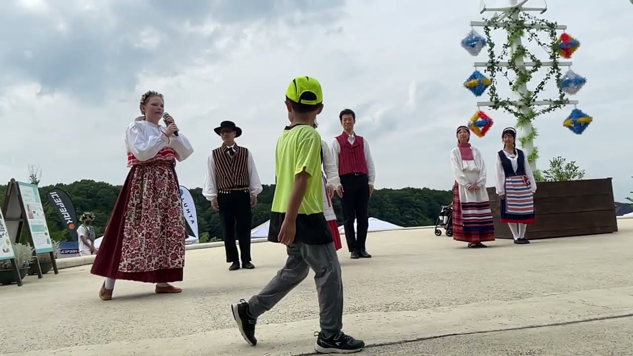 フィンランドの民族衣装・ダンストーク#フィンランド #北欧 #民族衣装 #民族舞踊 #メッツァ #メッツァビレッジ #ムーミンバレーパーク