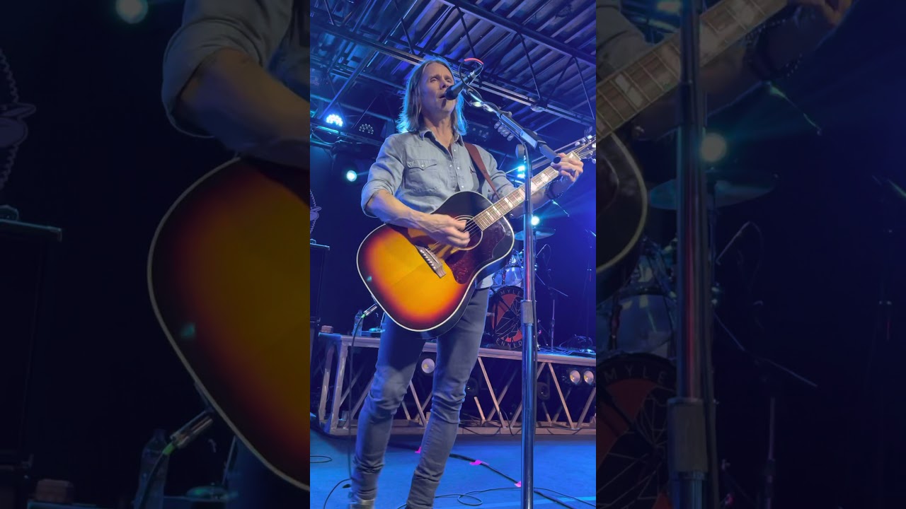 Myles Kennedy - Starlight 9-20-21