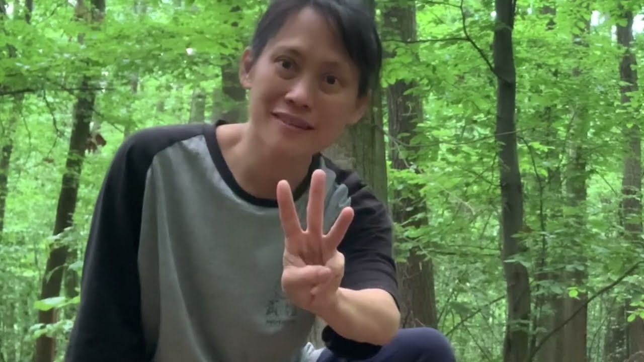 3 MUST KNOW SELF DEFENSE TIPS - How to fight a bigger opponent - Rosa Mei