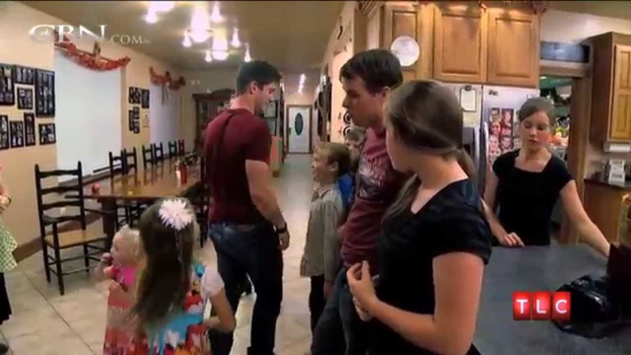 Duggar Girls on Growing Up on “19 Kids and Counting”