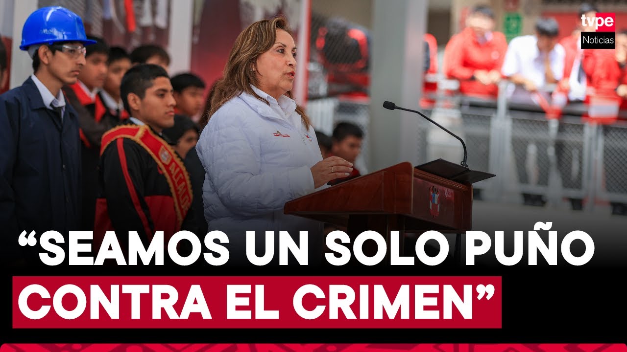 Presidenta Dina Boluarte: 