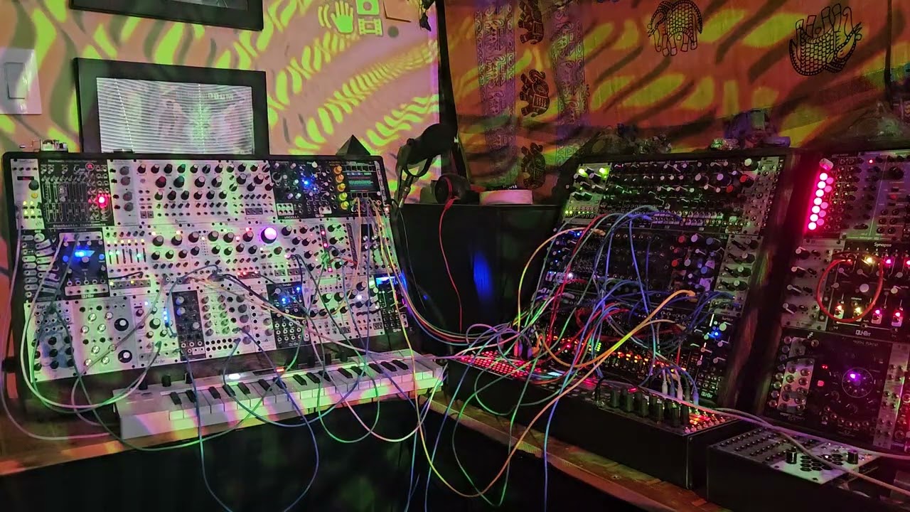 Eurorack Modular Synth Music and Ambience – Heart Trails 