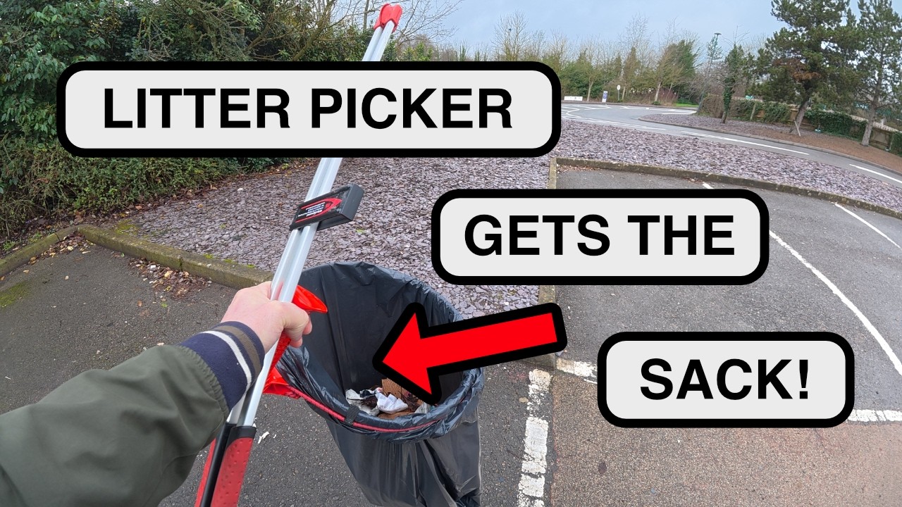 Litter Picking uk Episode 3. I get the SACK... !  Basingstoke litter picking.