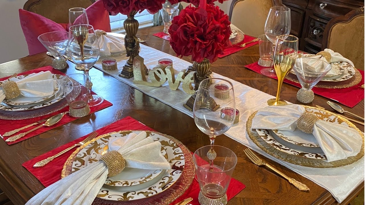 Valentines Tablescape/ DECORATE WITH ME #showsomelovecollab2020 #valentinesdecor #tuscanhome #glam