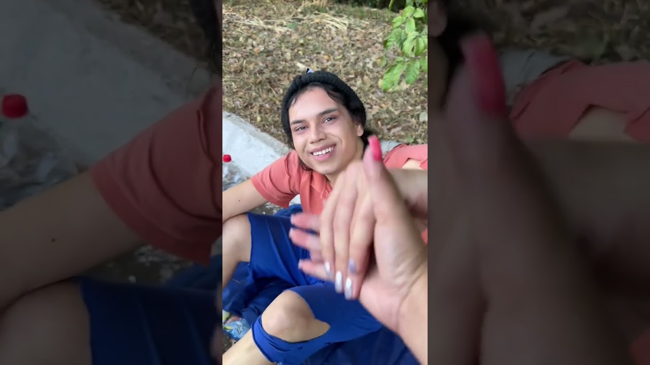 Milionária da carro de luxo para uma flanelinha honesta, e a reação dela nos fez chorar  😭