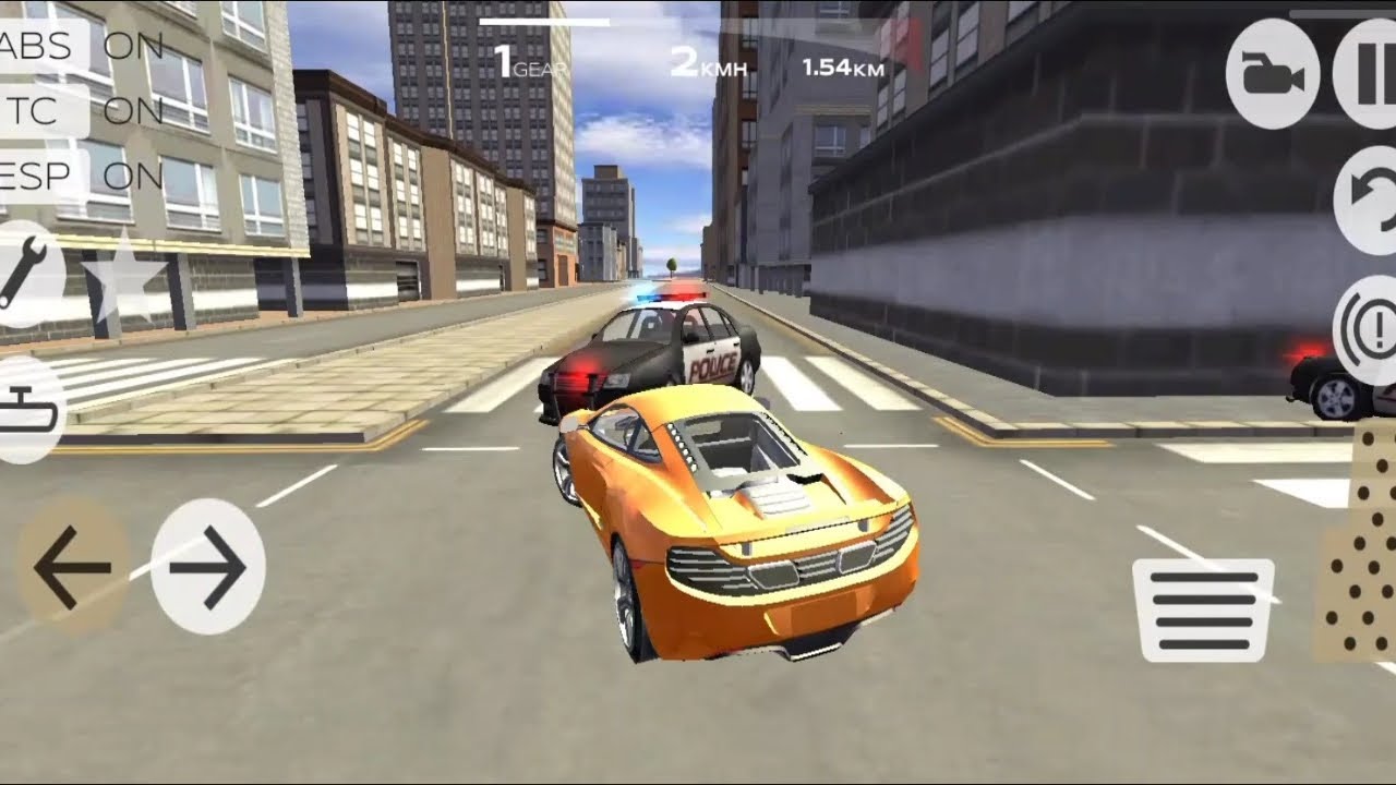 This game is NFS Most Wanted (Extreme Car Driving Racing 3D)