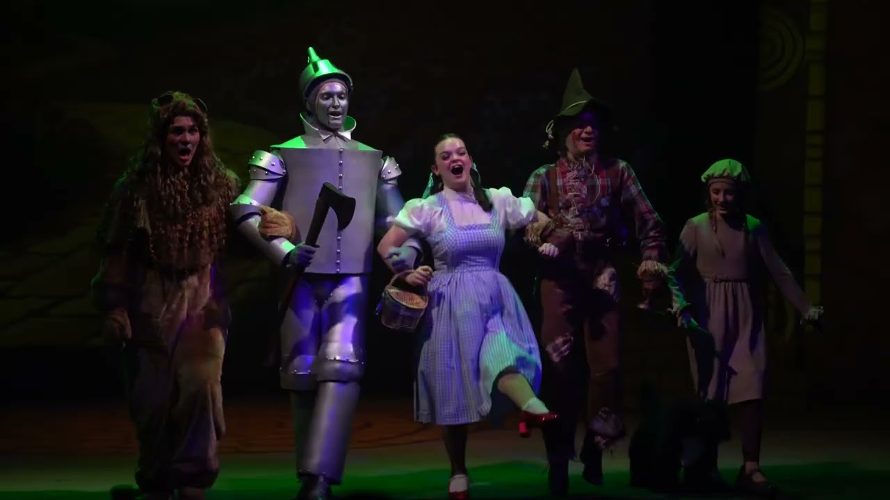THE WIZARD OF OZ Trailer