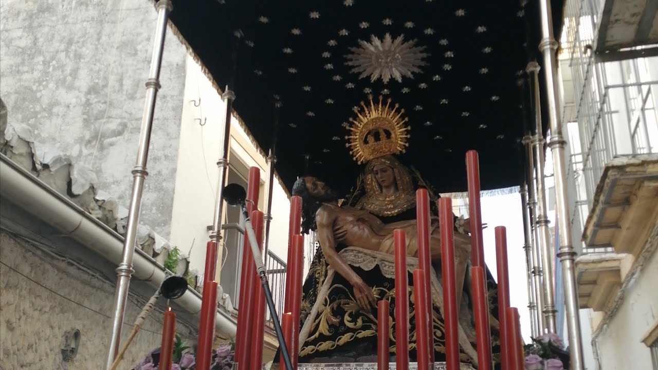 ELEGANCIA!!!! Vía crucis de las Hermandades Jerez 2020