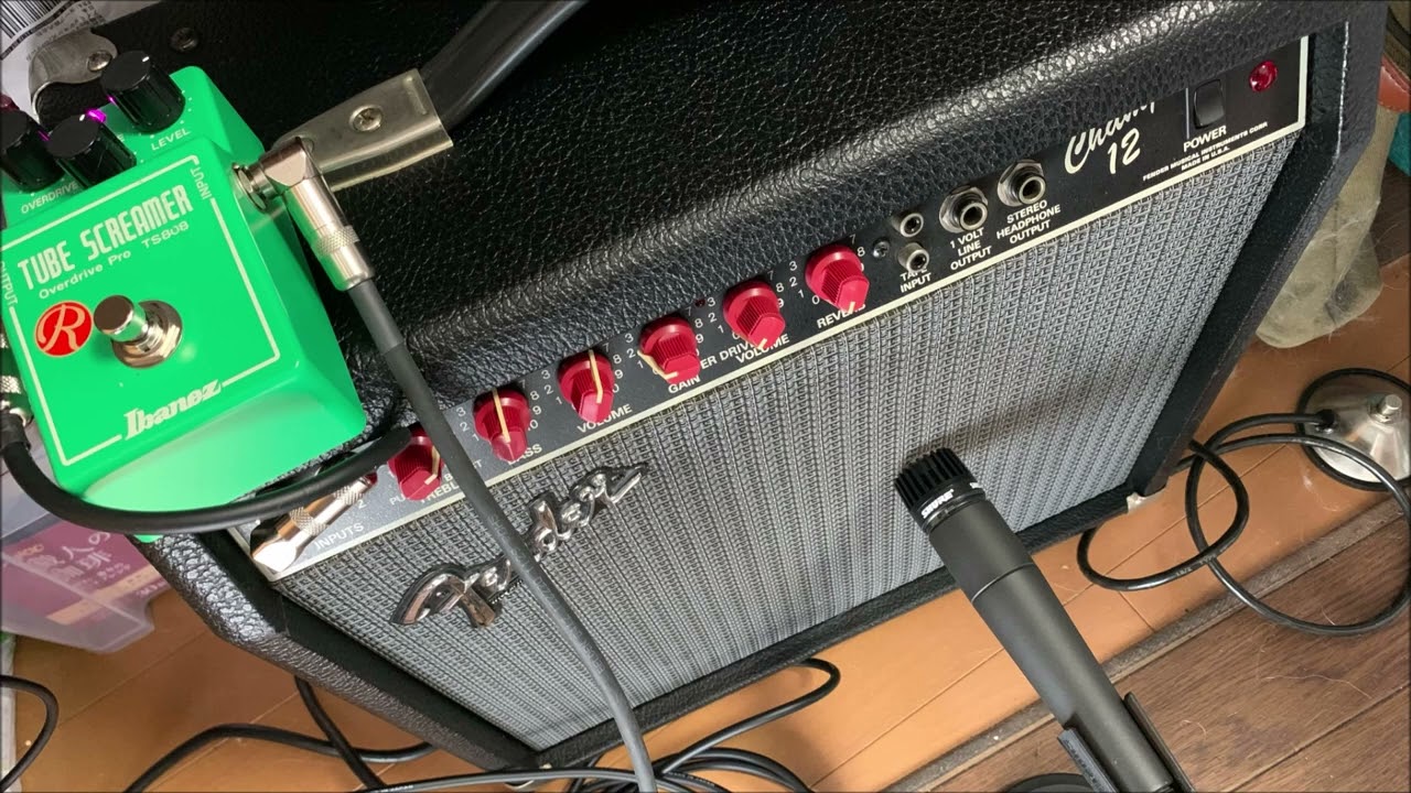 1967 Fender Stratocaster via TS808 powered by Red House Guitars, Fender Champ 12 and SHURE SM57