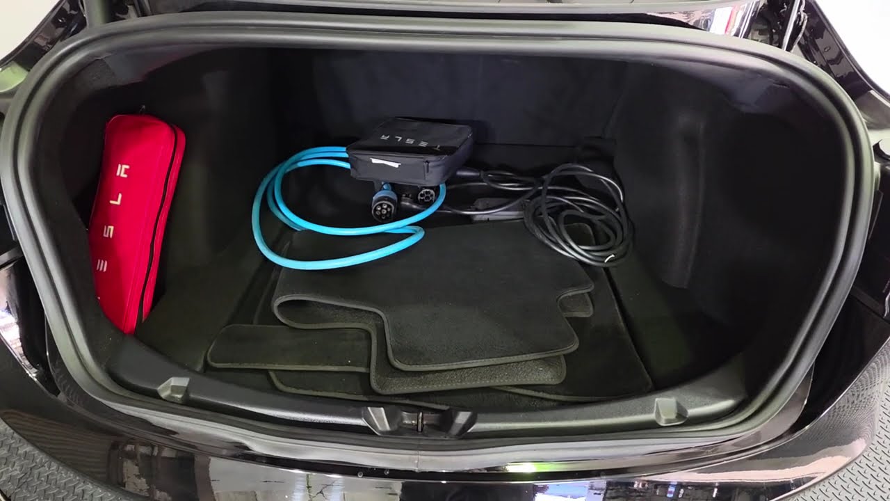 TESLA MODEL 3 Standard Range Plus Saloon 4dr Electric Auto RWD 241 bhp 3