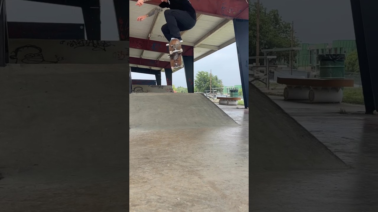 Cody Mcentire Having A Solo Sesh