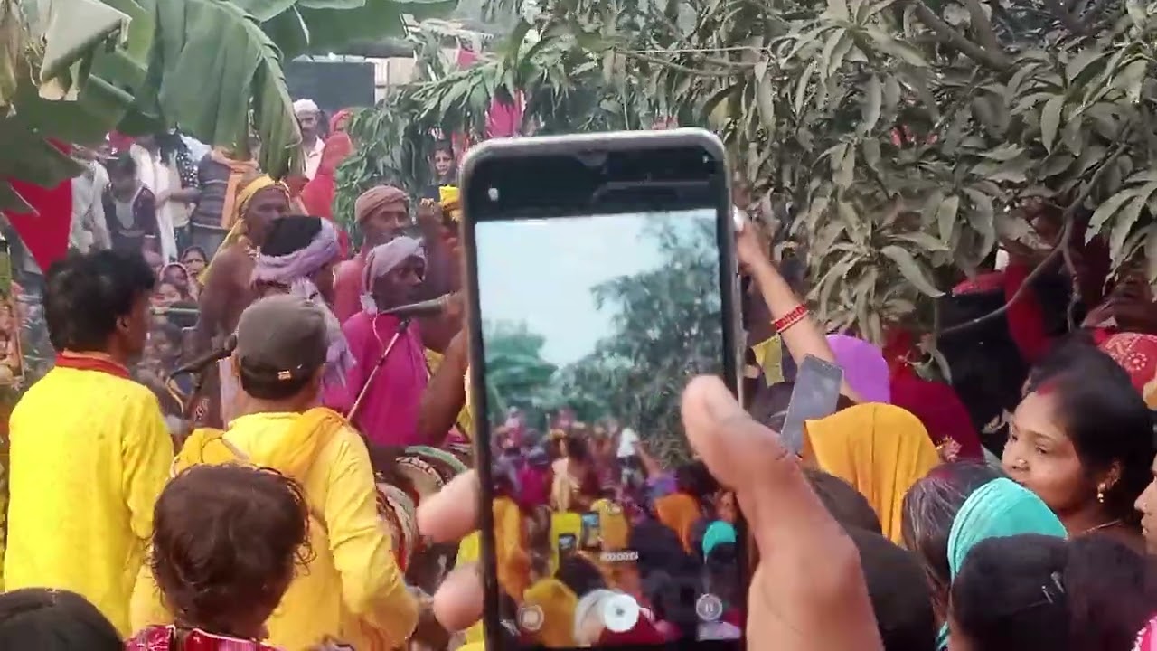 #बाबा भुइया के पूजा होते समय राजू पंचायत वार्ड नंबर 4 आप लोग सपोर्ट कीजिए और वीडियो शेयर 