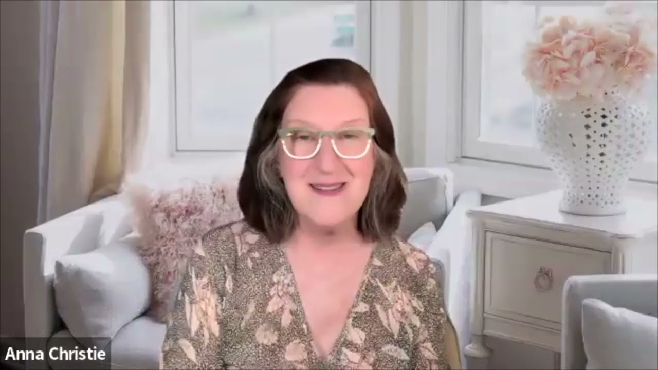 S6E12 Anna's New Book: Conquer Your Emetophobia!