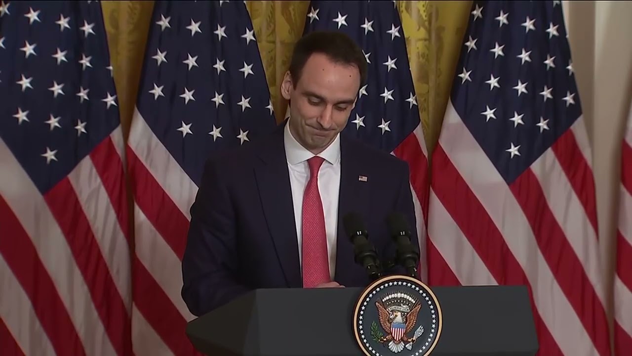 Мелания Трамп чествует победителей президентского конкурса по ИИ среди студентов | ПОЛНАЯ ВЕРСИЯ ...