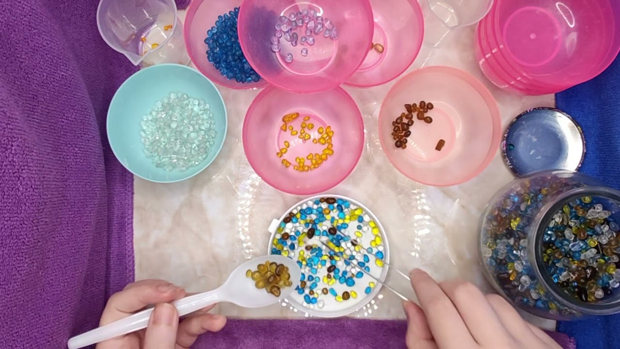 [ASMR] Classify colorful small objects/stones/glazed/ceramic balls/gravel into plastic boxes