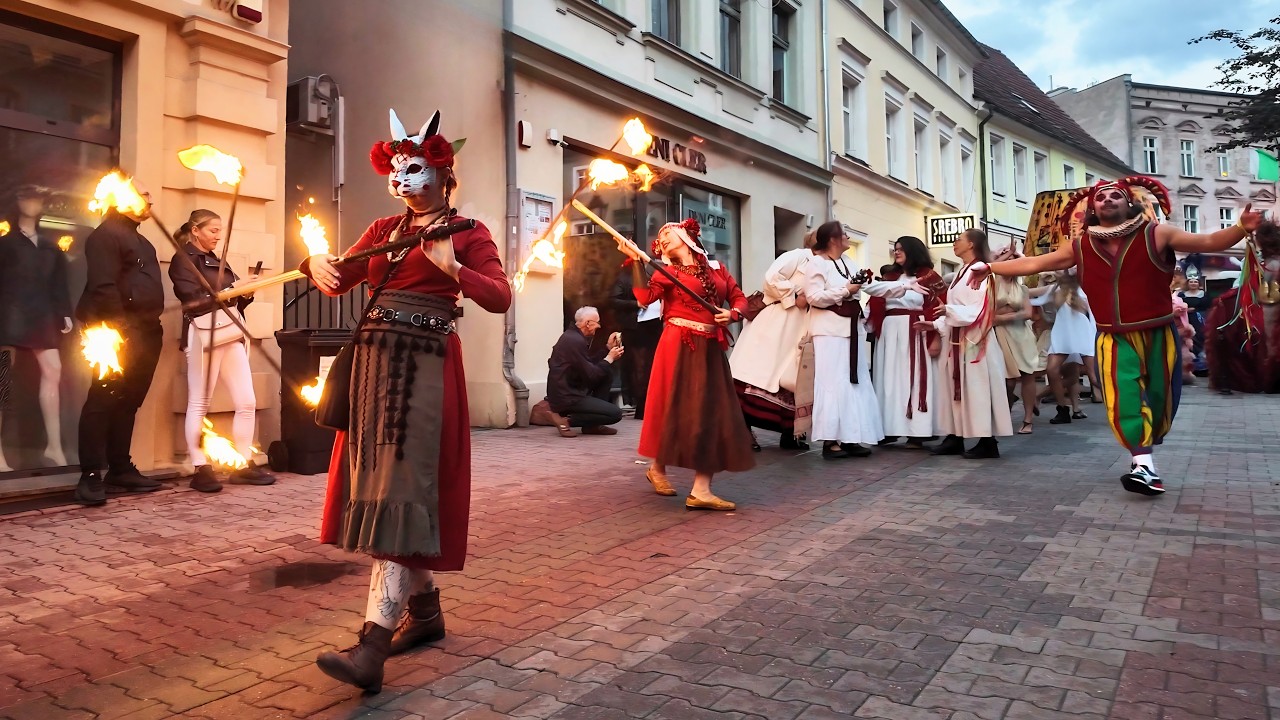 Winobranie 2026 - Dzień 1 | Poch&oacute;d Bachusa i otwarcie Winobrania | Palmiarnia - Deptak - Ratusz