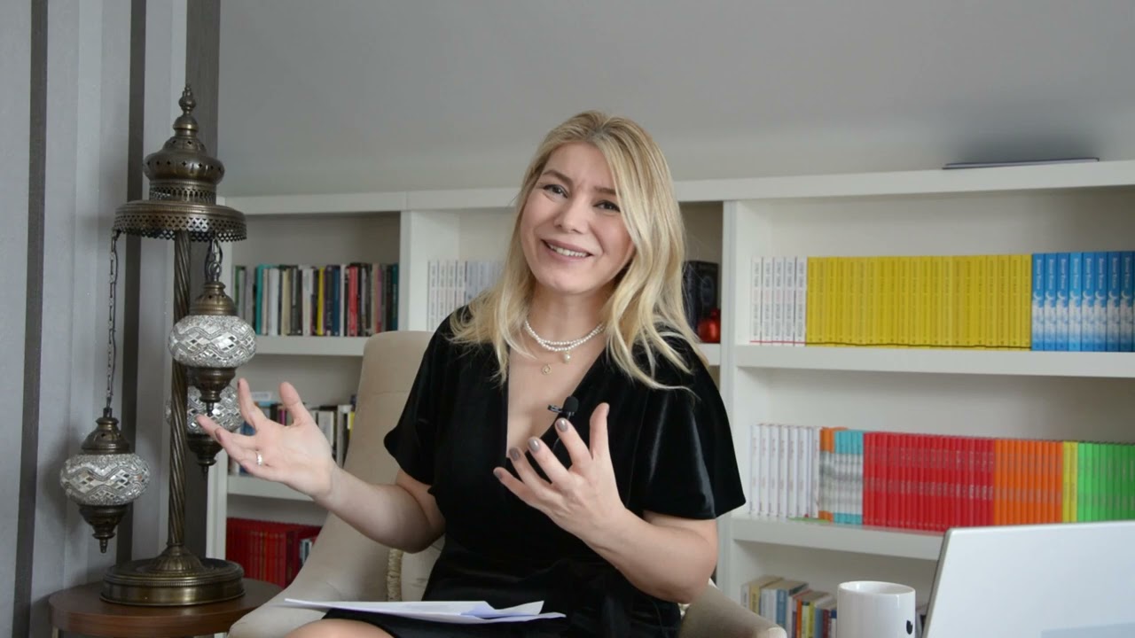 18 - 25 ŞUBAT HAFTALIK BURÇ YORUMLARI | ZEYNEP TURAN TWİTBURC