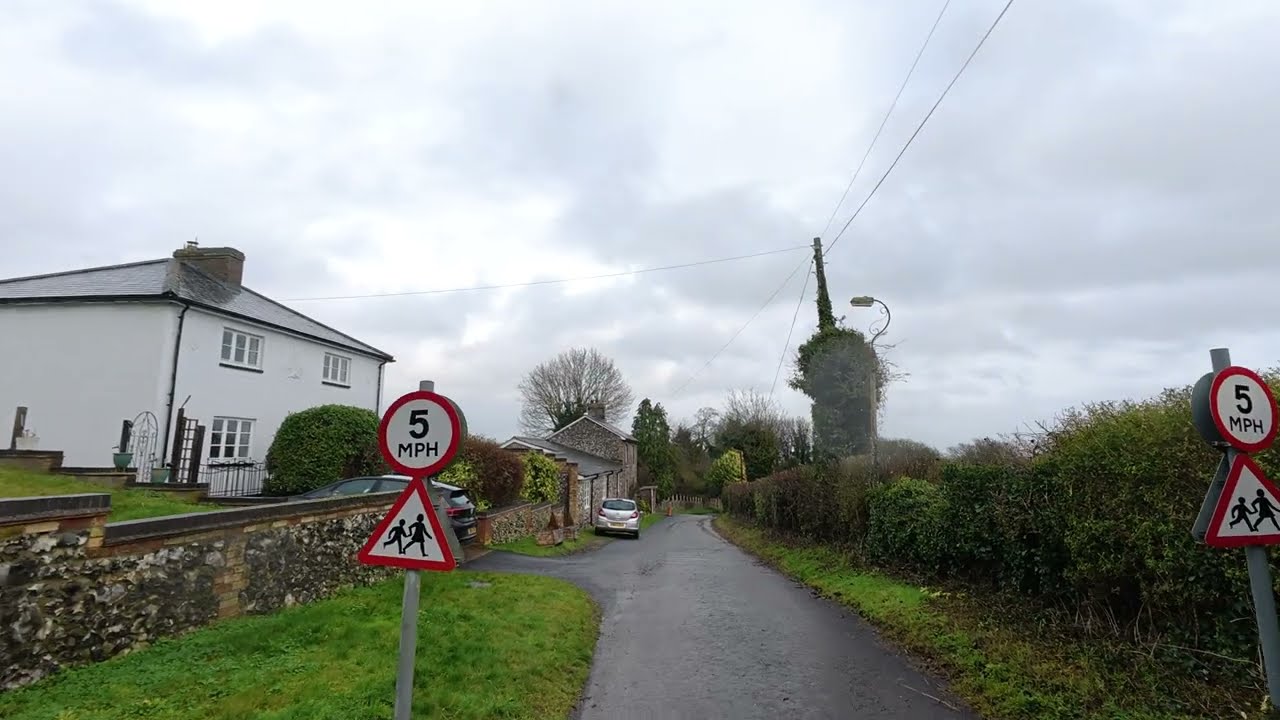 A walk around the edge of Royston