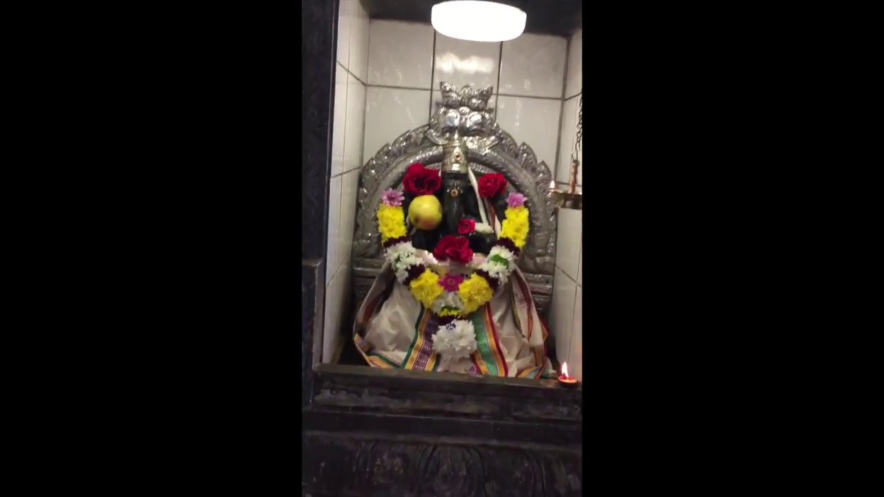 Sri Swarna Kamakshi Amman Temple, Crawley