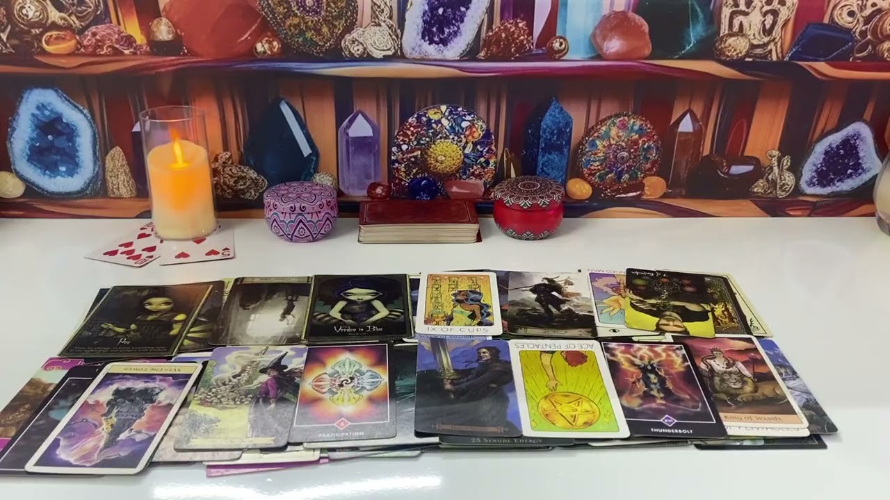 CAPRICORN SOMEONE IS REALLY STRUGGLING WITH YOUR SILENCE CAPRICORN   LOVE TAROT READING