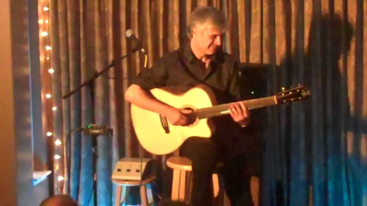 Oak Park Now Video Presents: Russ & Julie's House Concerts, Featuring Laurence Juber