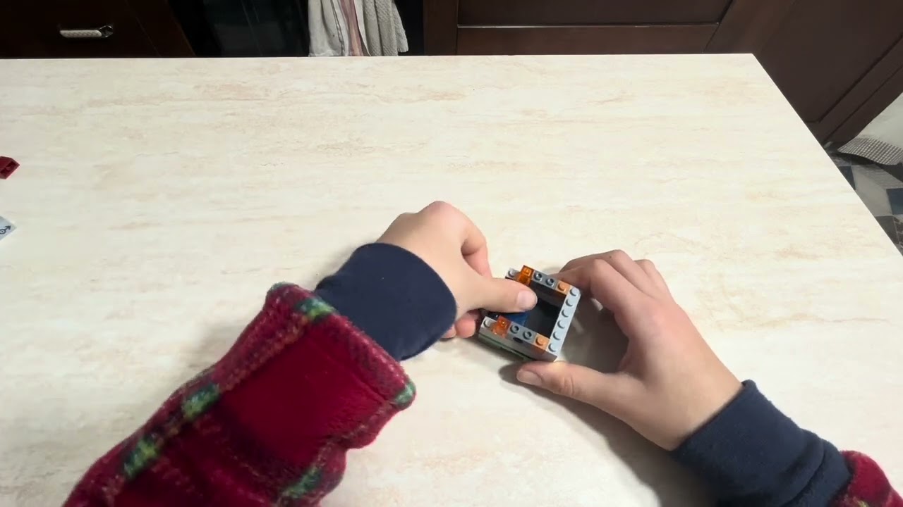 How to make a lego vacuum engine