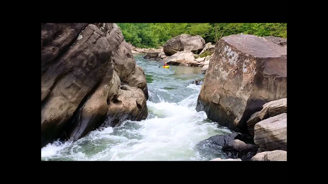 First attempt at running the Devils Jump rapid in the Big South Fork