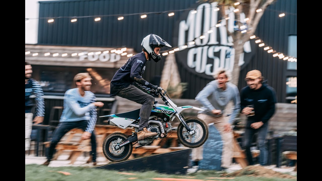La Team Morex Custom ont test&eacute; les motos YCF