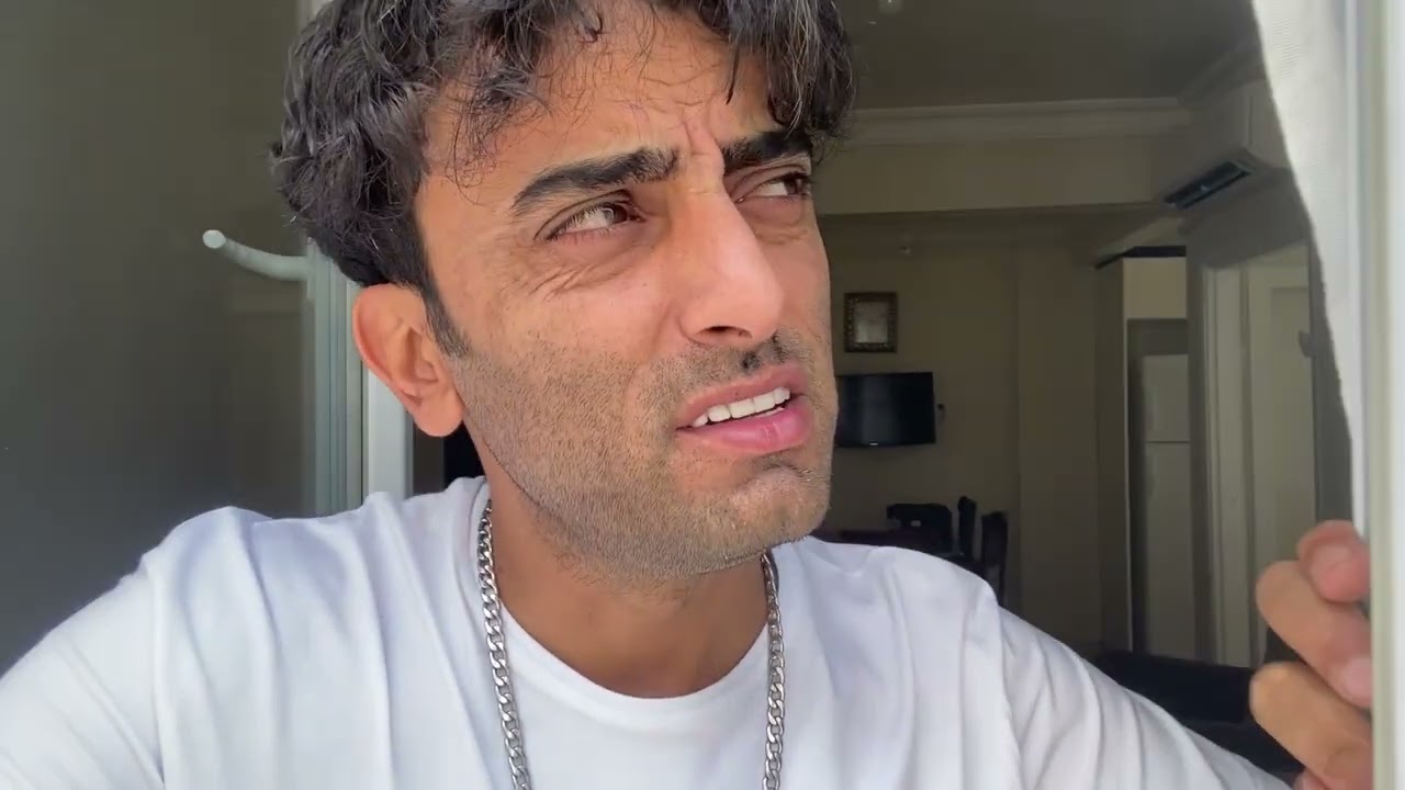 له گه ل سيروان و حاجى جادر چوين بؤ توركيا گه شتيكى خؤشمان كرد ئيوه ش بينه ربن. Vlog turkya