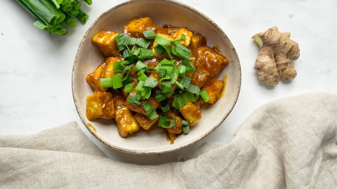 Jak Připravit TOFU s Om&aacute;čkou a R&yacute;ž&iacute; | Vegan