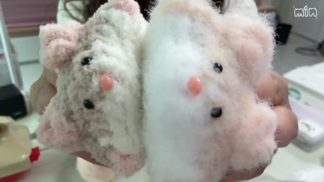 [뜨개로그] ep 04. 뜨개 꿈돌이, 꿈돌이 티셔츠, 베를린 생존신고 | 수면사 코 잘보는 팁 | 뜨개인형 부자재 부착 팁 | 완제품제작・패키지소분・택배포장하는 코바늘 작가 일상