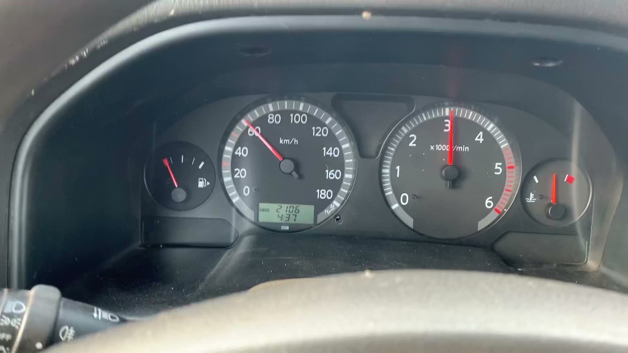 Nissan Patrol Y61 ZD30 на шинах Maxxis M9060 Mud Trepador Acceleration 38,5 дюймов.