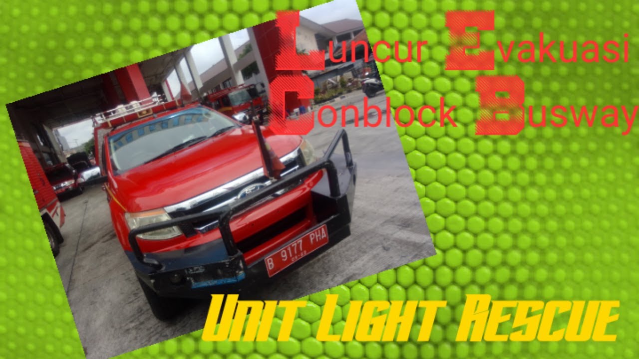 Meluncur Evakuasi Conblock Busway
