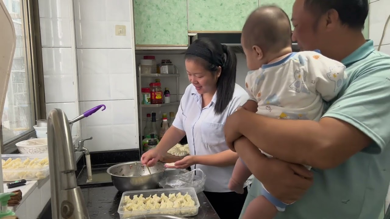 很久没有吃饺子了，今天包顿饺子来吃，殷二说我包的饺子很乖 #饺子 #记录真实生活