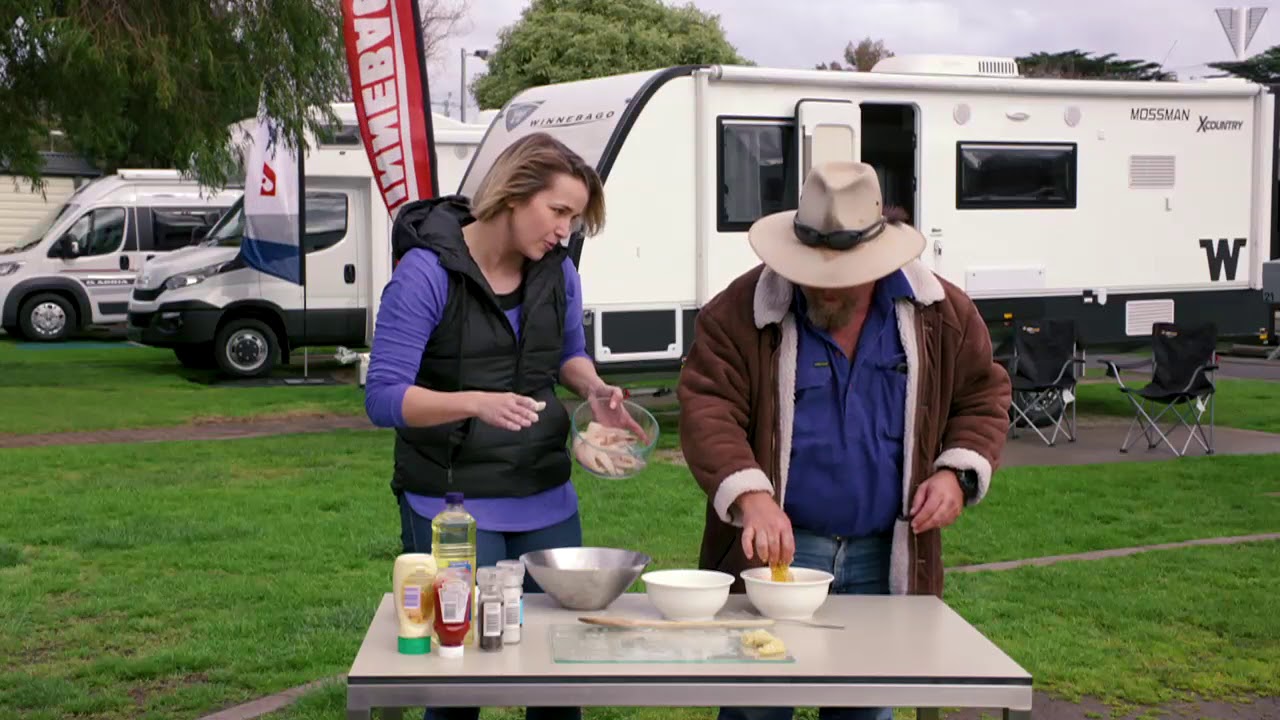 What's Up Downunder Ep24: Seafood Delights in the Winnebago Mossman A Caravan!